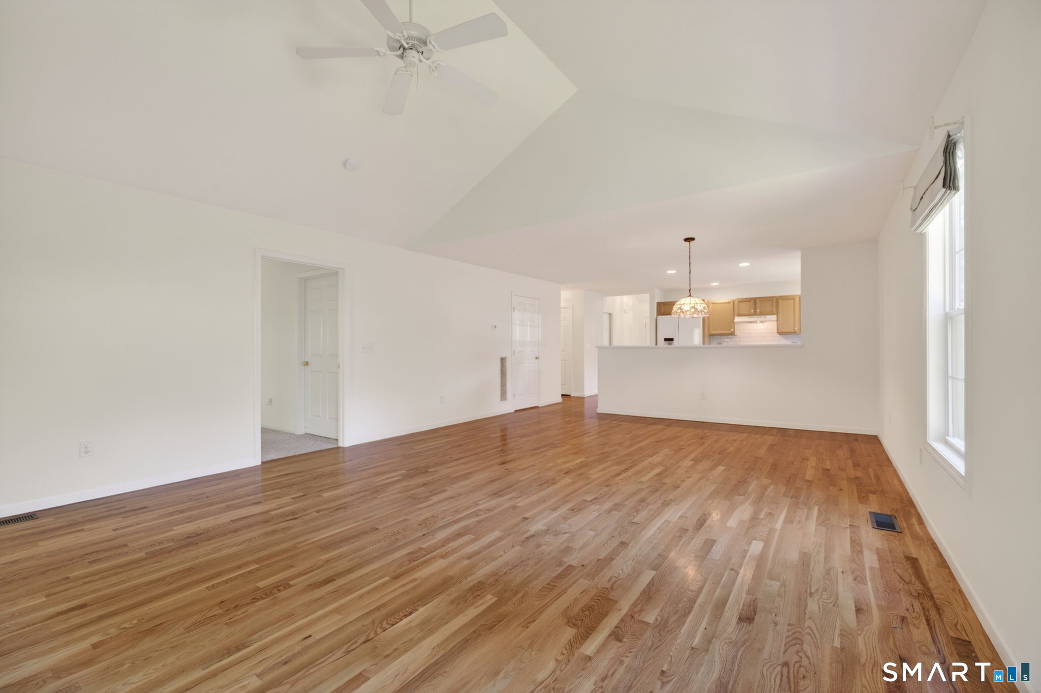 128 Louis Hill Road, Unit 128 Newtown, CT 06482 - Photo 14 of 36