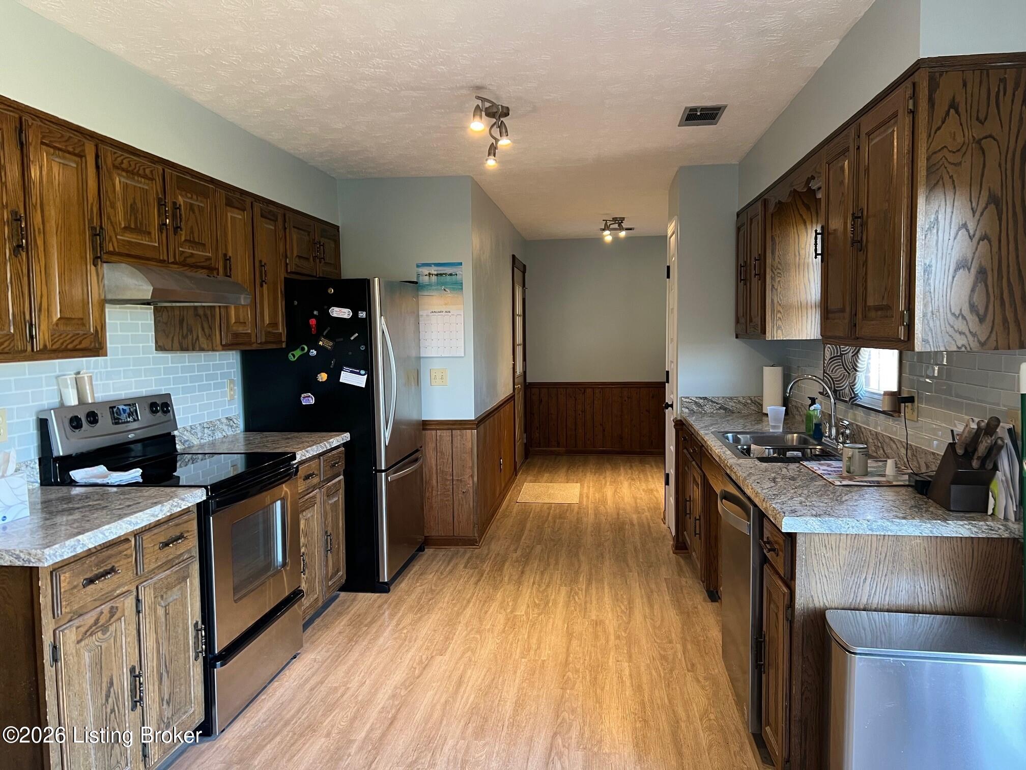 1865 Fogle Road Loretto, KY 40037 - Photo 8 of 30 1865 33