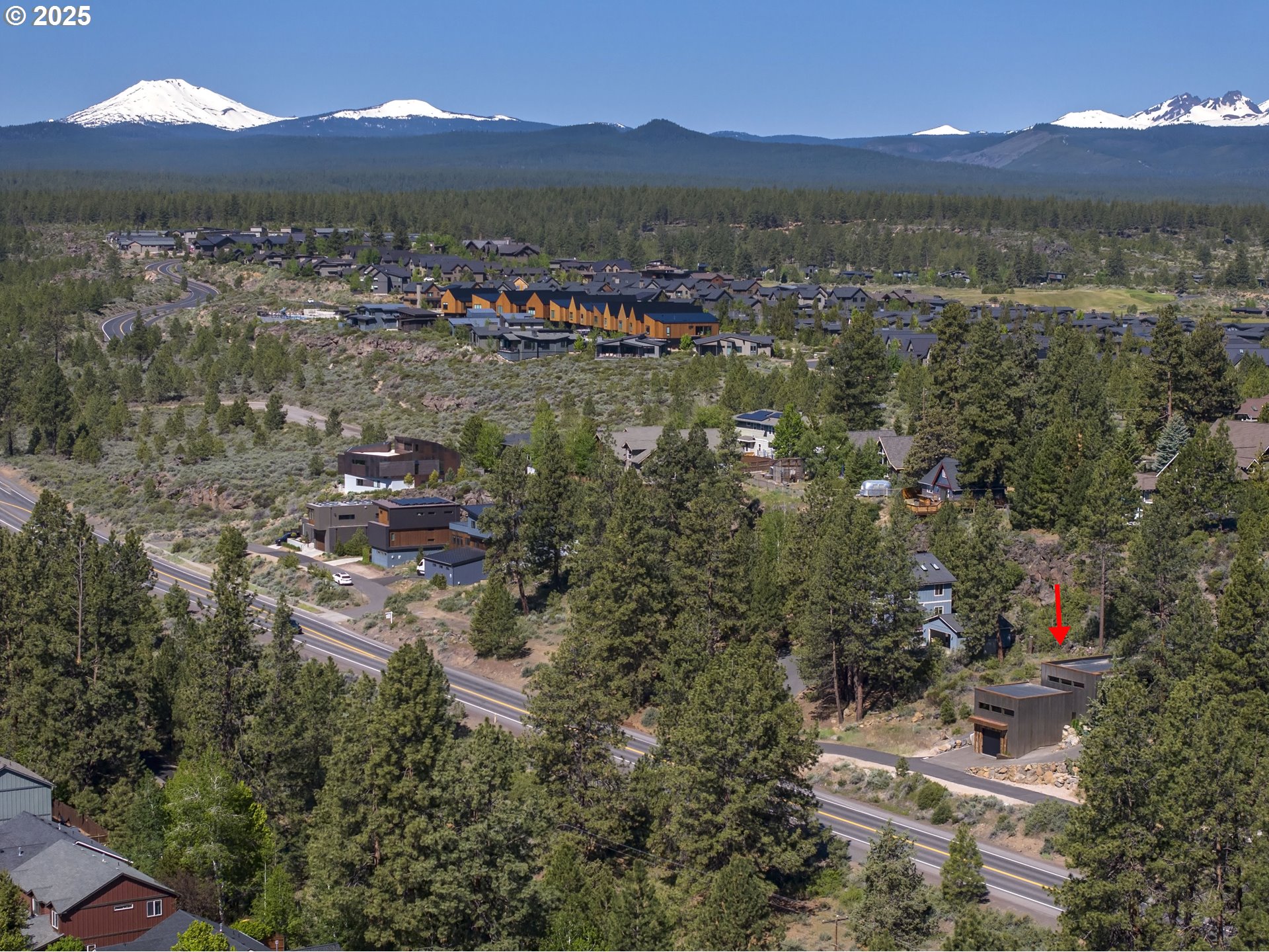 19476 Southwest Century Drive Bend, OR 97702 - Photo 42 of 44 a view of city and mountain