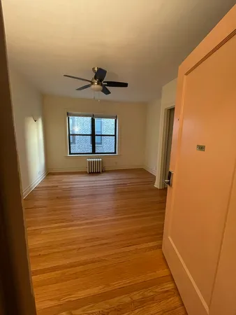 $1,737 | 1824 North Lincoln Park West, Unit 306, Chicago, IL 60614