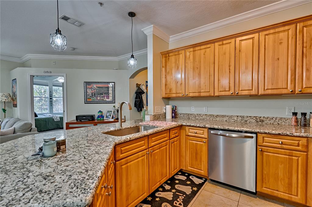 1245 Southwest 9th Road, Unit 201 Gainesville, FL 32601 - Photo 5 of 20