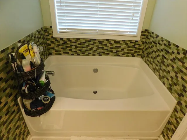 $389,995 | 873 Port W Drive Northeast, Auburn, GA 30011