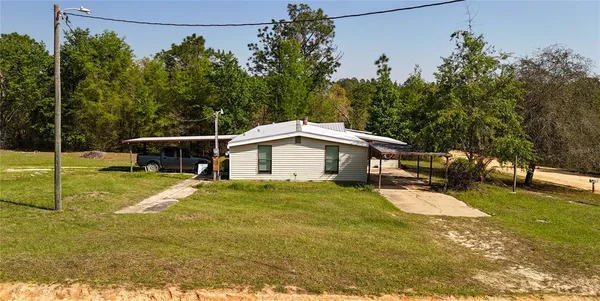 $235,000 | 636 Union Avenue, Interlachen, FL 32148