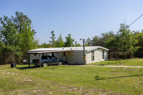 $235,000 | 636 Union Avenue, Interlachen, FL 32148