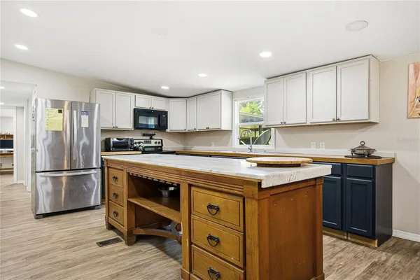 $235,000 | 636 Union Avenue, Interlachen, FL 32148