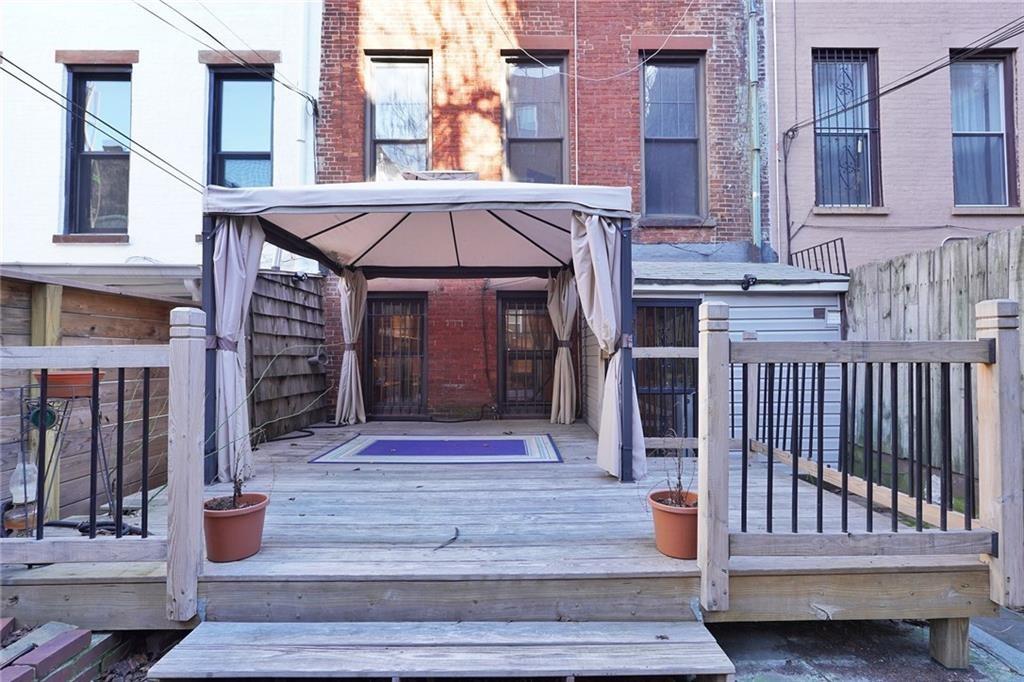 378 8th Street Brooklyn, NY 11215 - Photo 30 of 37 a front view of a house