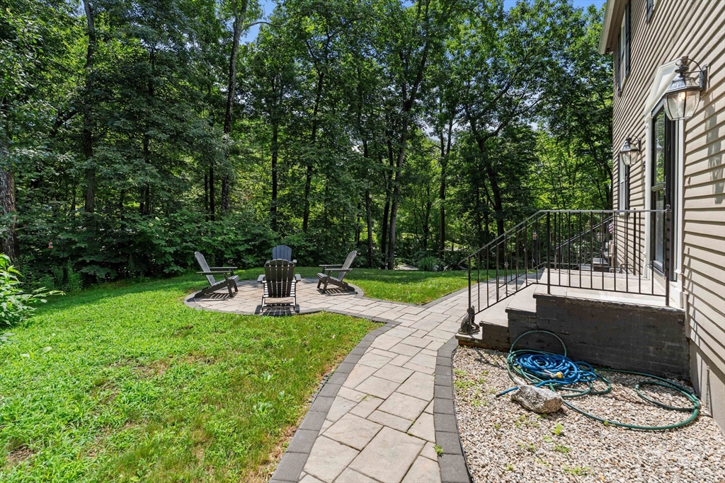 26 Parsonage Hill Road Haverhill, MA 01832 - Photo 7 of 33