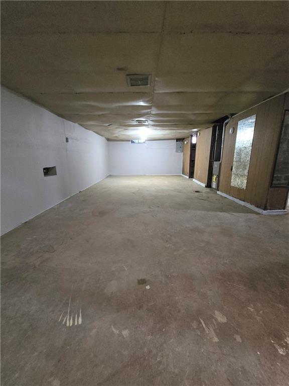 223 Emerson Avenue Farrell, PA 16121 - Photo 23 of 25 a view of empty room