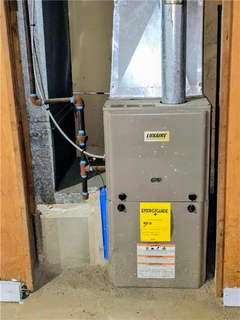 $69,800 | 223 Emerson Avenue, Farrell, PA 16121