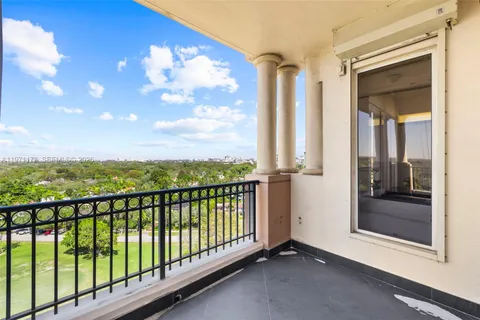 $1,789,000 | 626 Coral Way, Unit 1104, Coral Gables, FL 33134