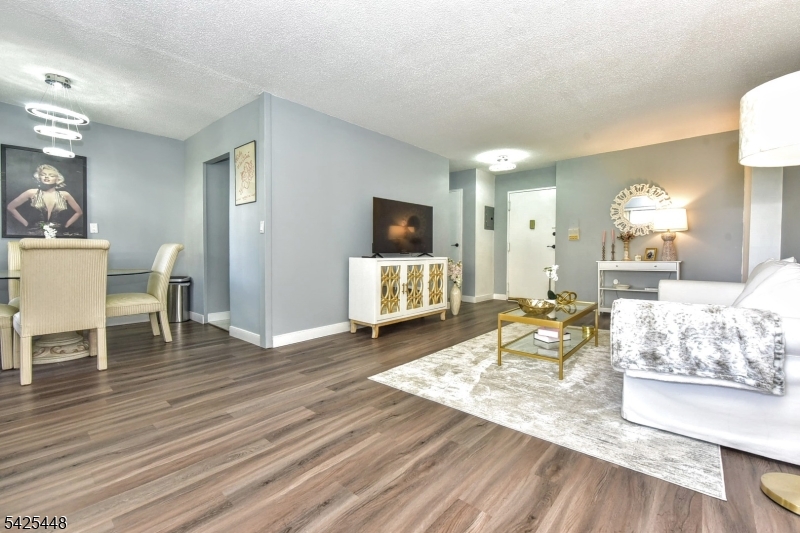 307 Prospect Avenue, Unit 4B Hackensack, NJ 07601 - Photo 13 of 32