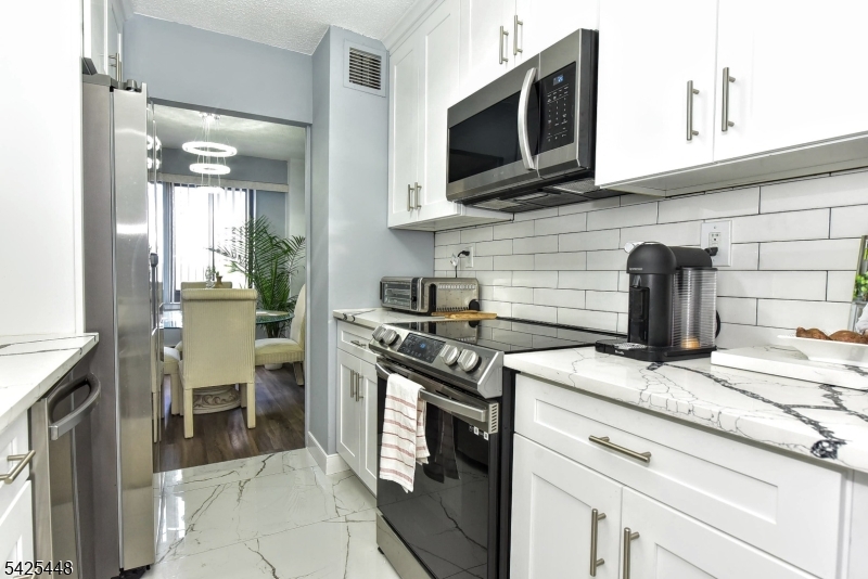 307 Prospect Avenue, Unit 4B Hackensack, NJ 07601 - Photo 18 of 32