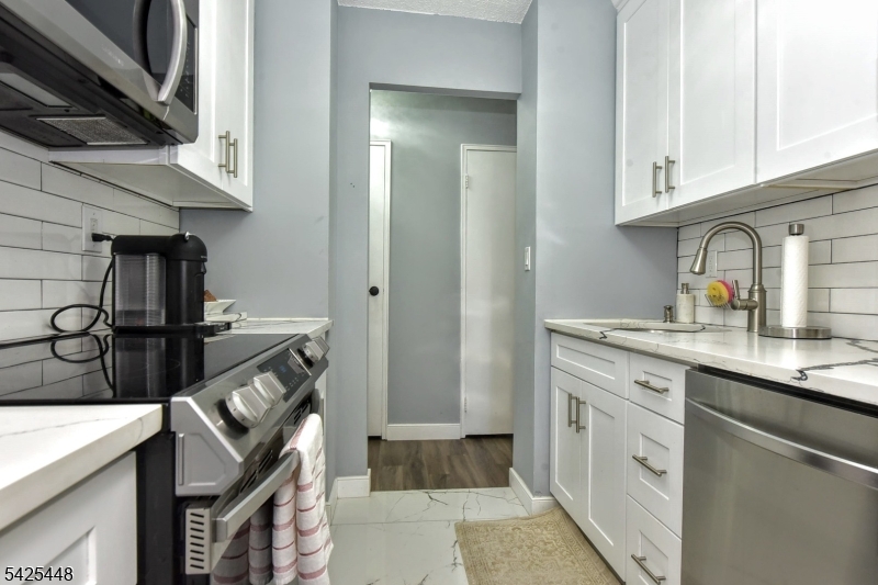 307 Prospect Avenue, Unit 4B Hackensack, NJ 07601 - Photo 21 of 32