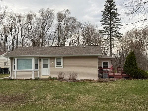$350,000 | 562 Gatewood Drive, Twin Lakes, WI 53181