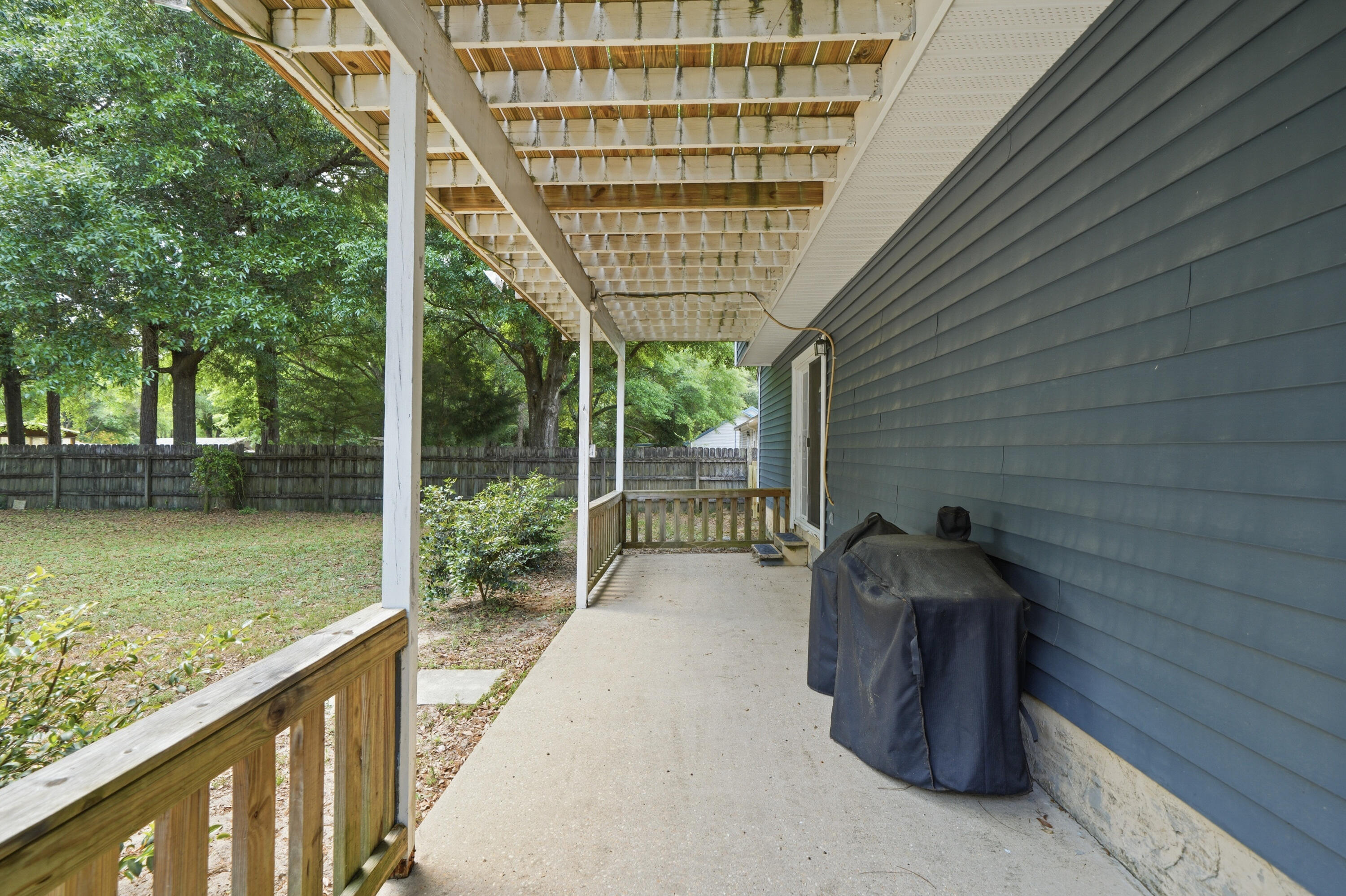5823 Pinecrest Road Crestview, FL 32539 - Photo 38 of 40 DSC08523