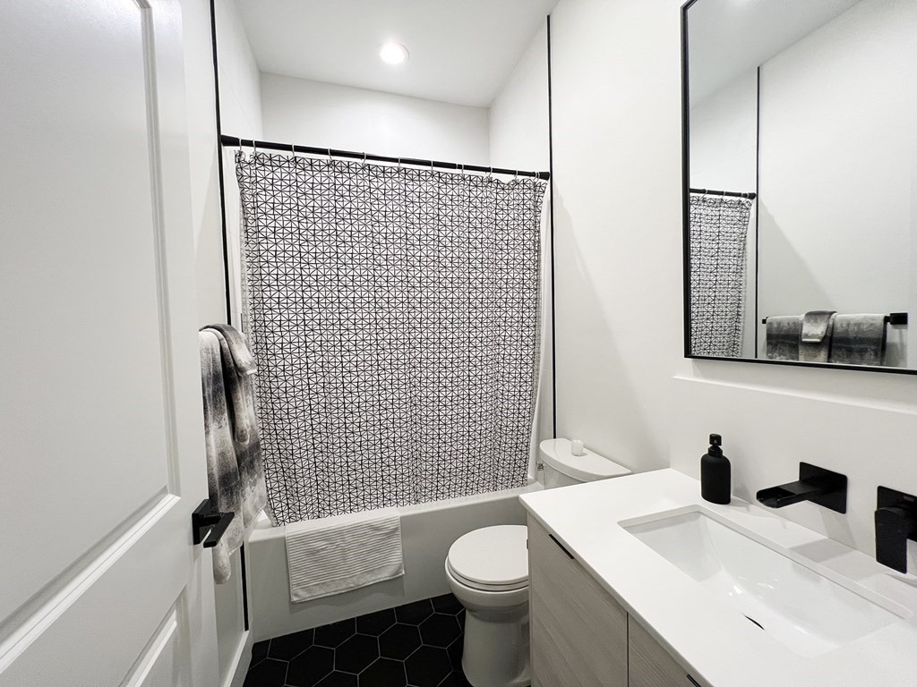 360 Meridian Street, Unit 7 Boston, MA 02128 - Photo 14 of 27