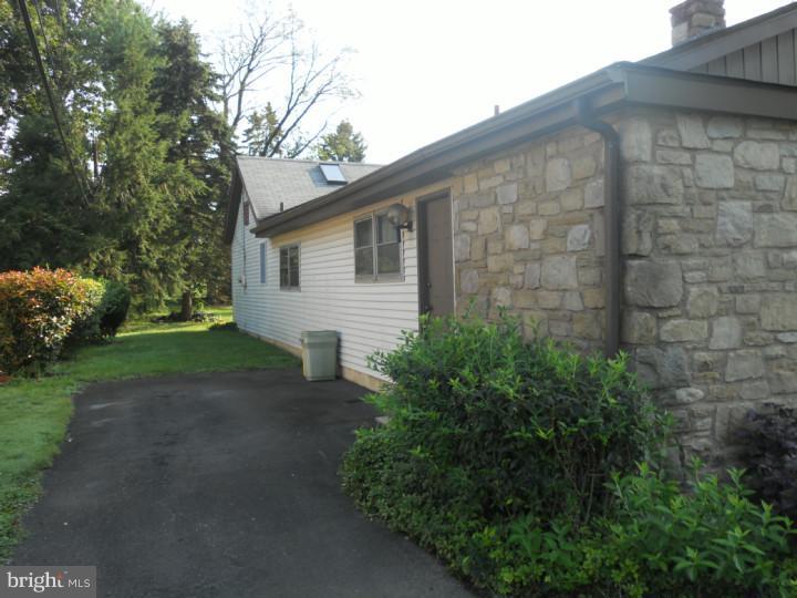 1805 Surrey Road Oreland, PA 19075 - Photo 3 of 21 Exterior Back
