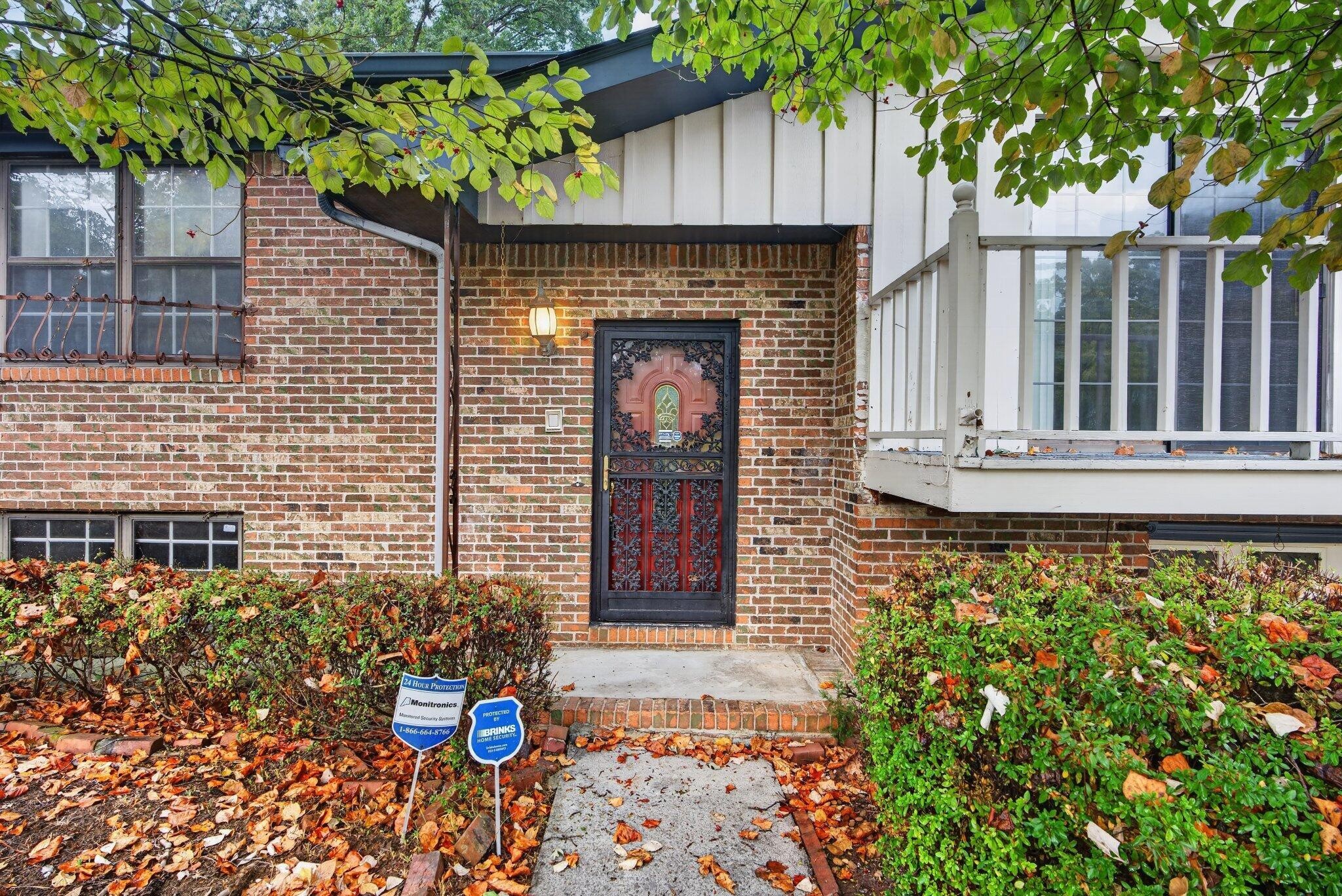 6410 Ridge Lake Road Hixson, TN 37343 - Photo 4 of 51 Gallery Image 4