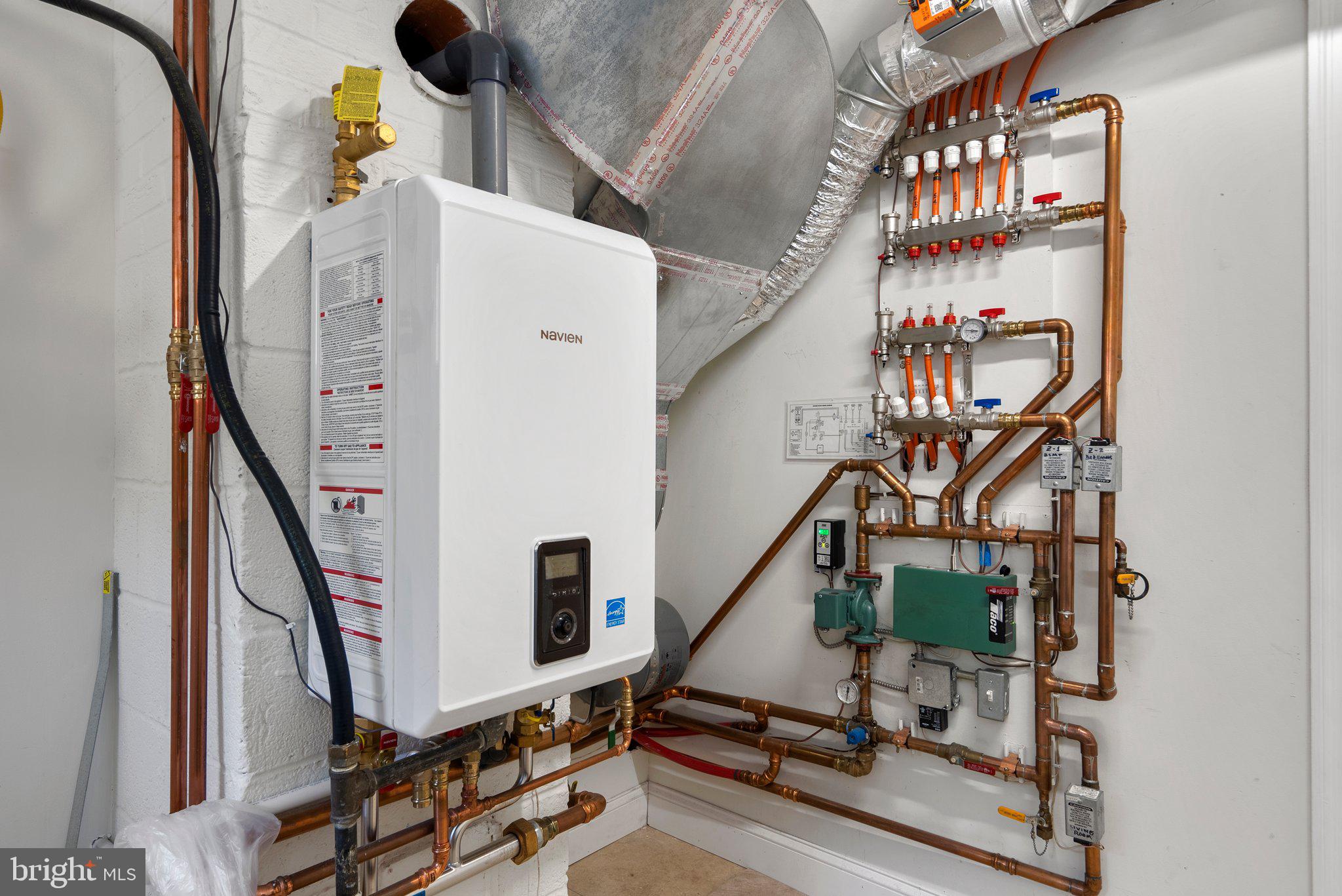 13131 Holdridge Road Silver Spring, MD 20906 - Photo 32 of 41 a view of entryway with a front door