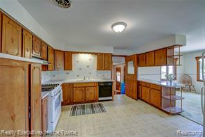 8728 Rynn Road Avoca, MI 48006 - Photo 17 of 53