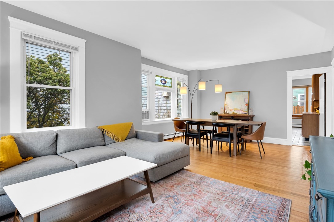 40 Memorial Road Providence, RI 02906 - Photo 3 of 19