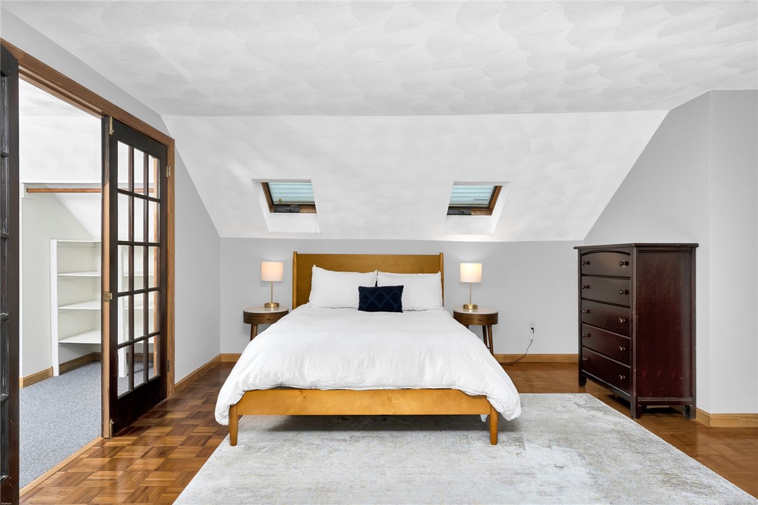 40 Memorial Road Providence, RI 02906 - Photo 8 of 19