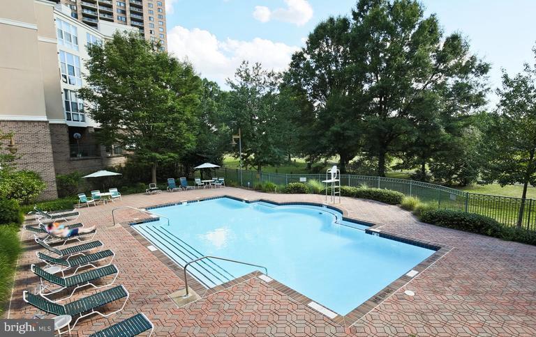 5575 Seminary Road, Unit 211 Falls Church, VA 22041 - Photo 12 of 15 Community