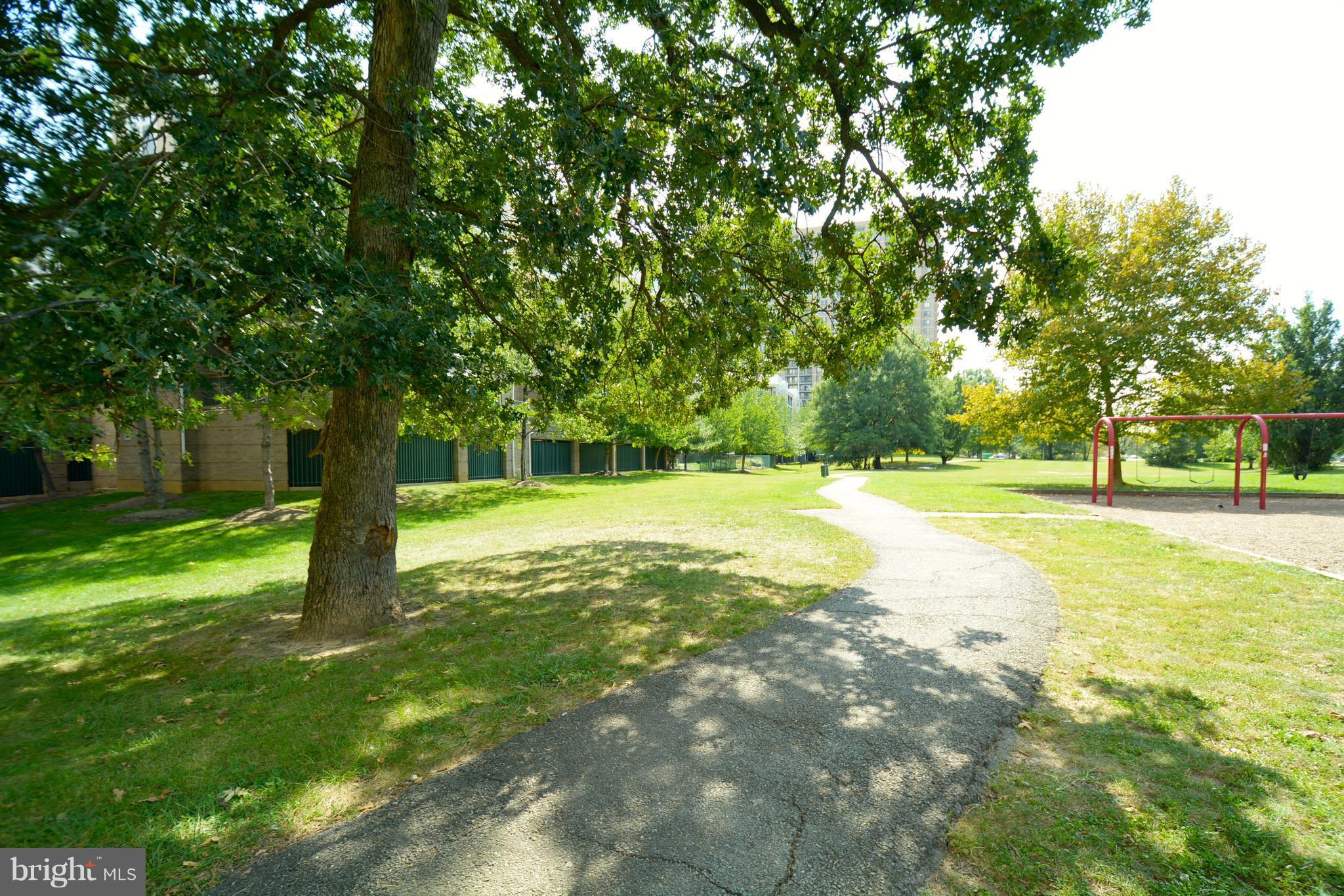 5575 Seminary Road, Unit 211 Falls Church, VA 22041 - Photo 14 of 15 Community