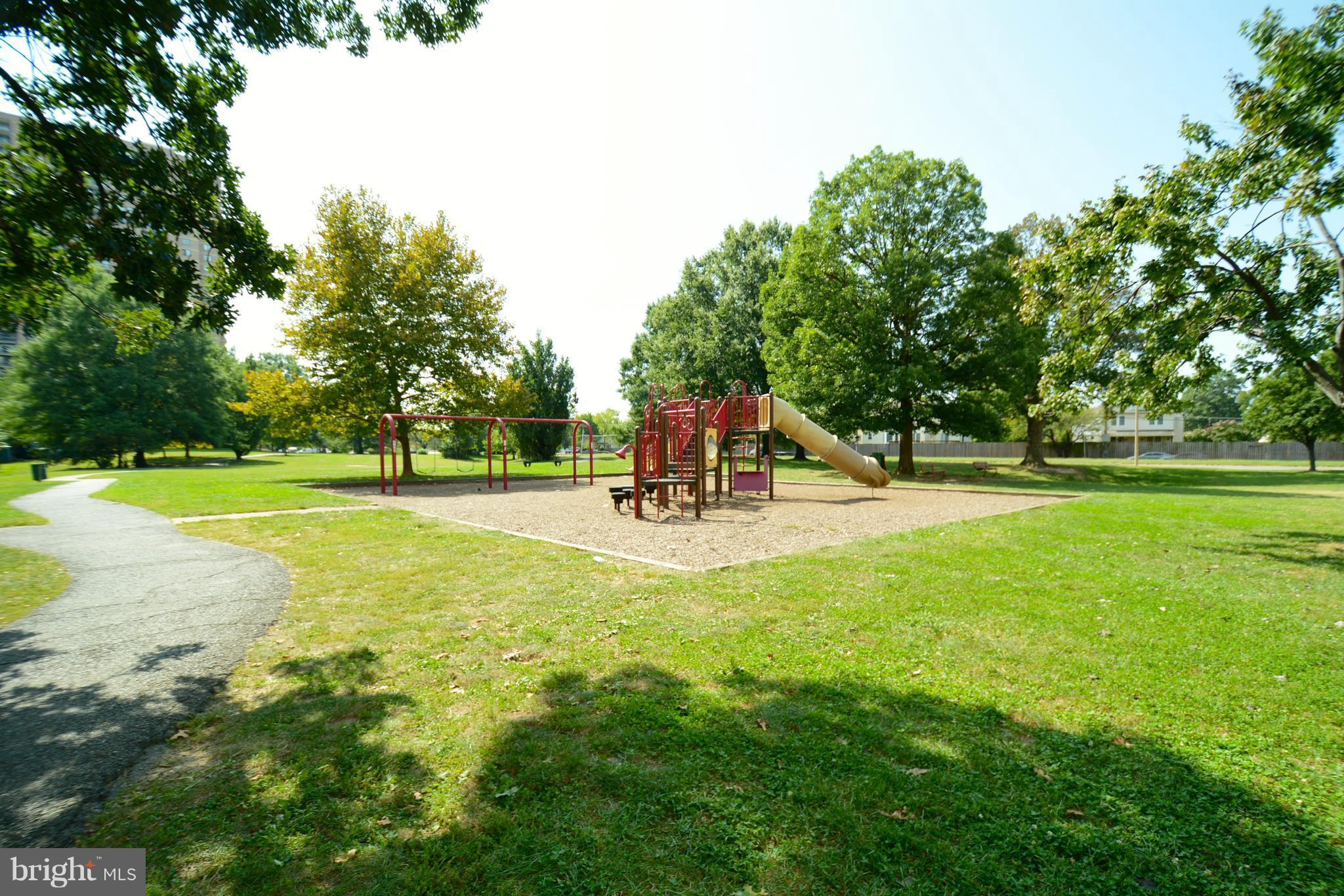5575 Seminary Road, Unit 211 Falls Church, VA 22041 - Photo 15 of 15 Community