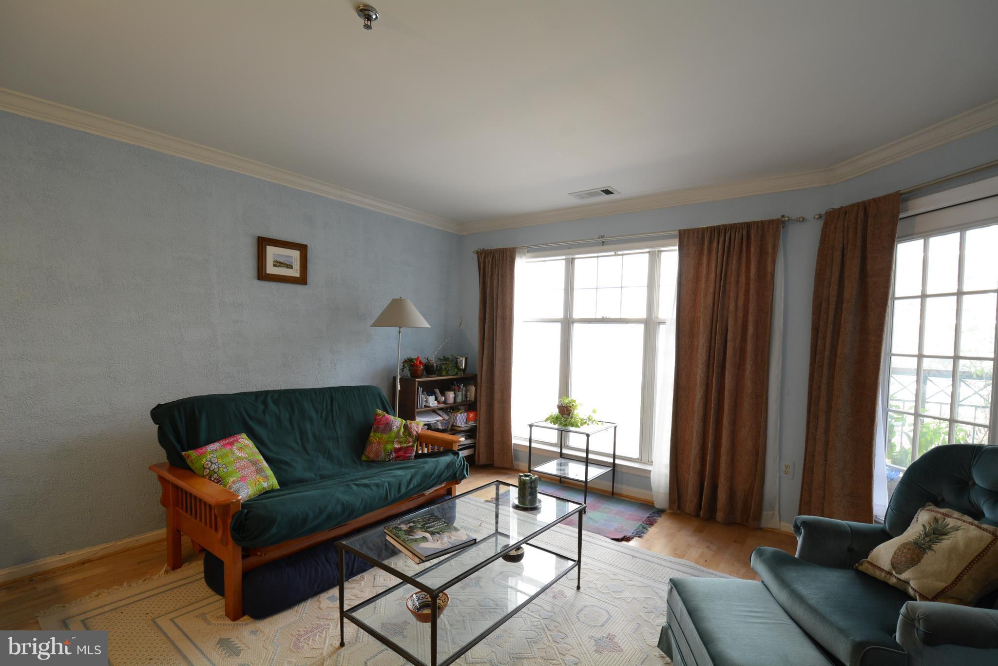 5575 Seminary Road, Unit 211 Falls Church, VA 22041 - Photo 3 of 15 Living Room