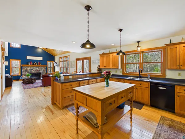 $547,000 | 16539 Acorn Ridge, Hayward, WI 54843