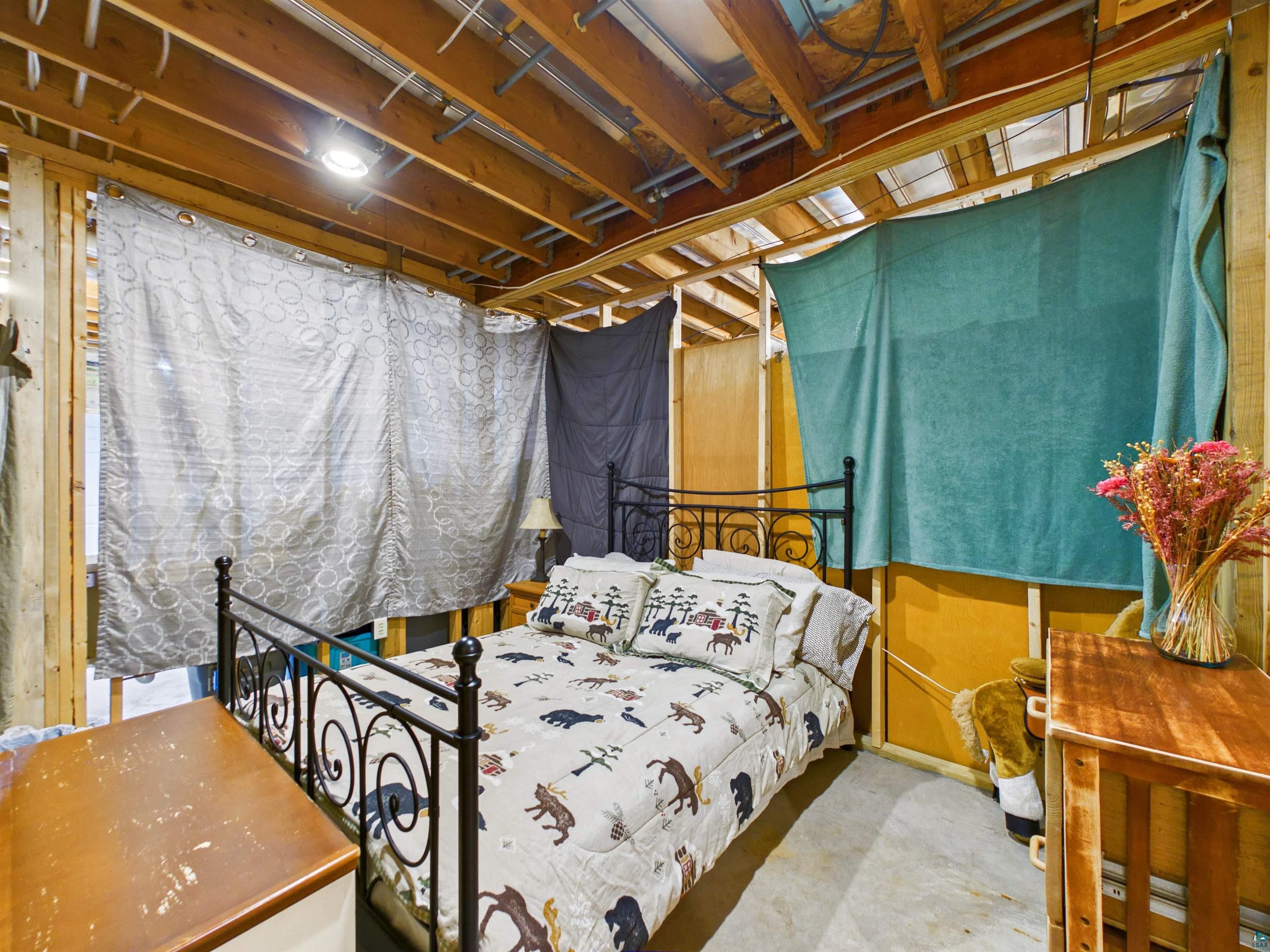 16539 Acorn Ridge Hayward, WI 54843 - Photo 47 of 58 View of bedroom