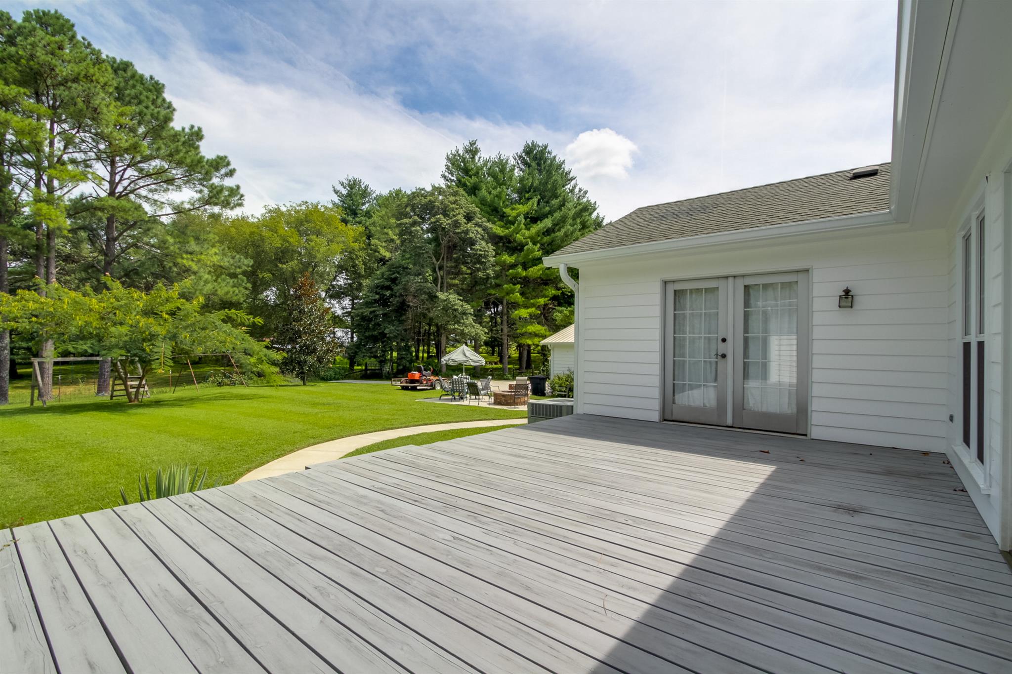 962 Alford Road Murfreesboro, TN 37129 - Photo 26 of 29 a view of a backyard of the house