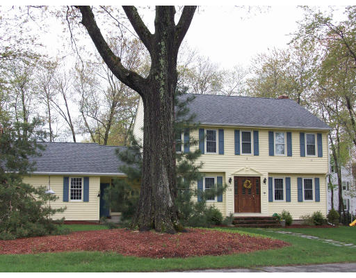 79 Rock Road North Andover, MA 01845 - Photo 1 of 21 Gallery Image 1