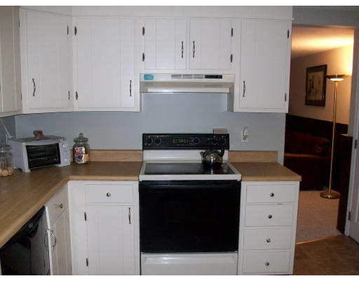 79 Rock Road North Andover, MA 01845 - Photo 3 of 21 Gallery Image 3