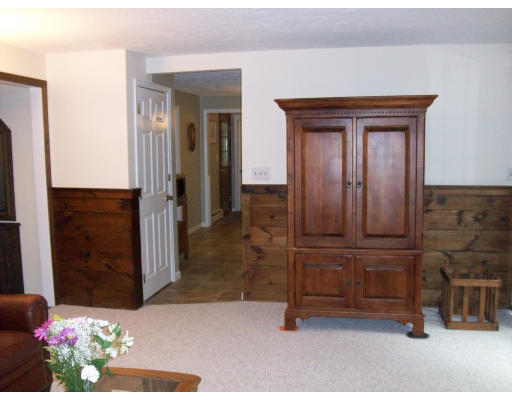 79 Rock Road North Andover, MA 01845 - Photo 10 of 21 Gallery Image 10