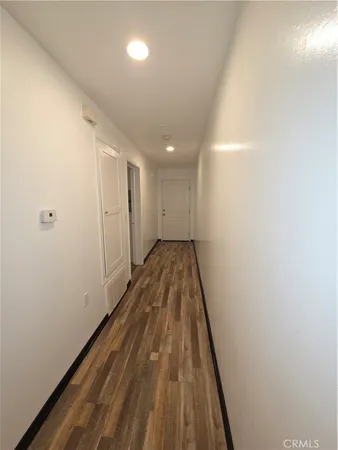 $2,200 | 14537 Archwood Street, Unit 301, Van Nuys, CA 91405