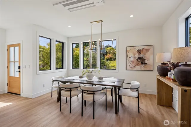 $2,500,000 | 3714 Bagley Avenue North, Seattle, WA 98103