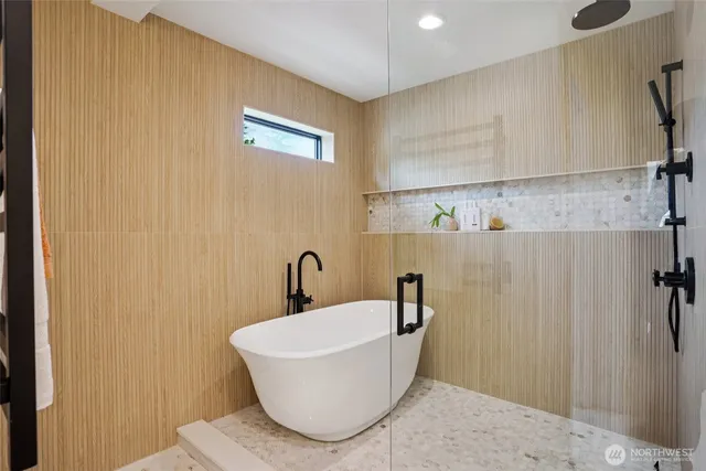 $2,500,000 | 3714 Bagley Avenue North, Seattle, WA 98103