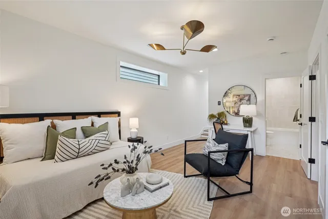 $2,500,000 | 3714 Bagley Avenue North, Seattle, WA 98103