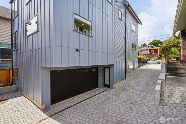 $2,500,000 | 3714 Bagley Avenue North, Seattle, WA 98103