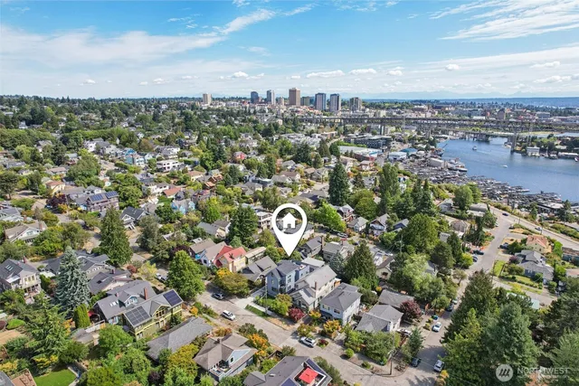 $2,500,000 | 3714 Bagley Avenue North, Seattle, WA 98103