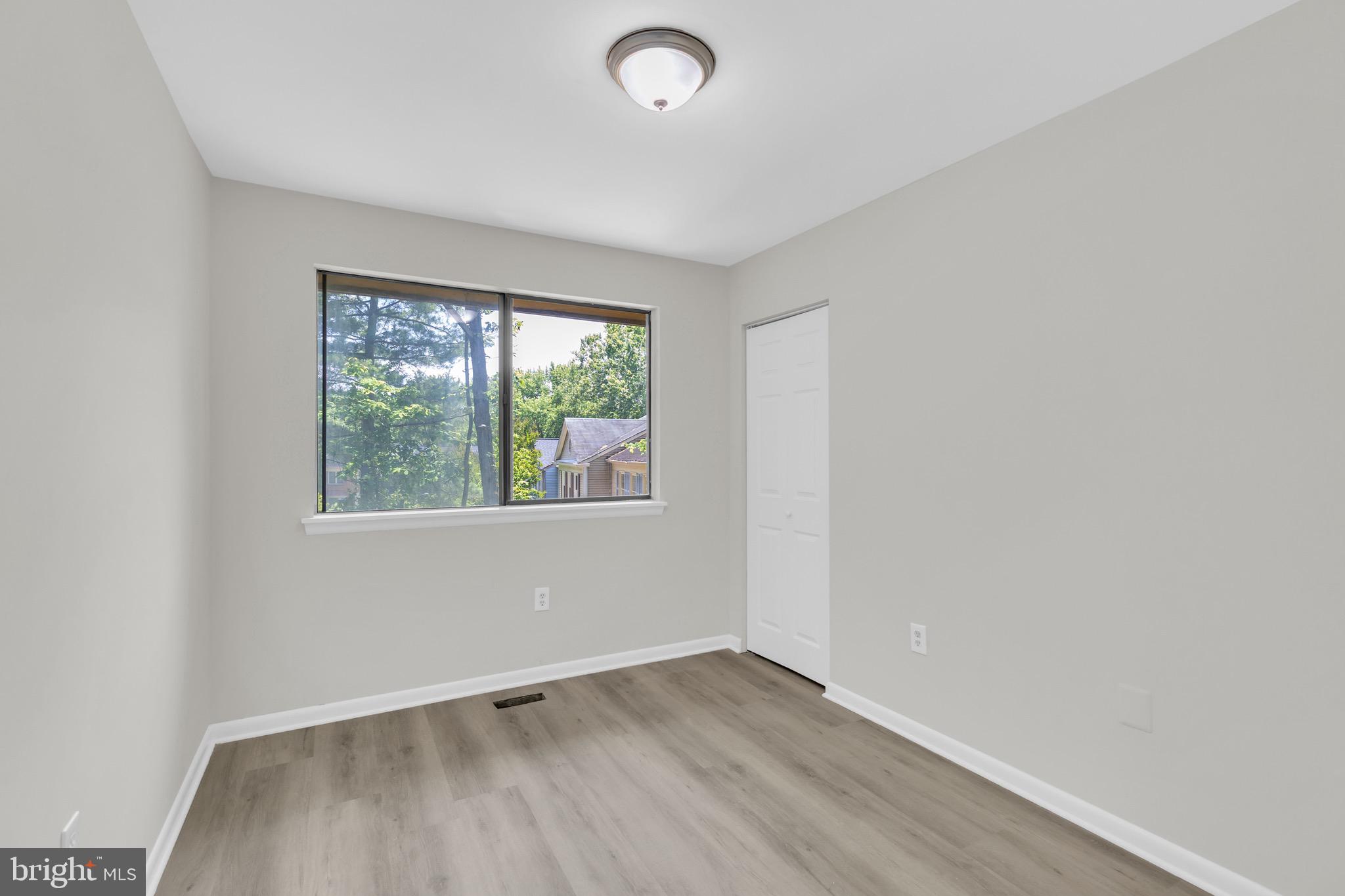 10669 Spring Oak Court Burke, VA 22015 - Photo 20 of 32