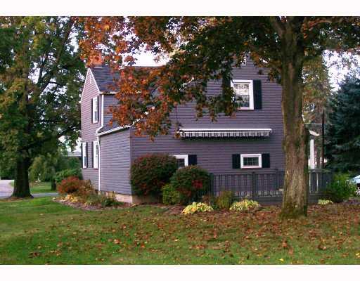 105 West Brewster Road Butler, PA 16001 - Photo 3 of 13 Exterior Front.
