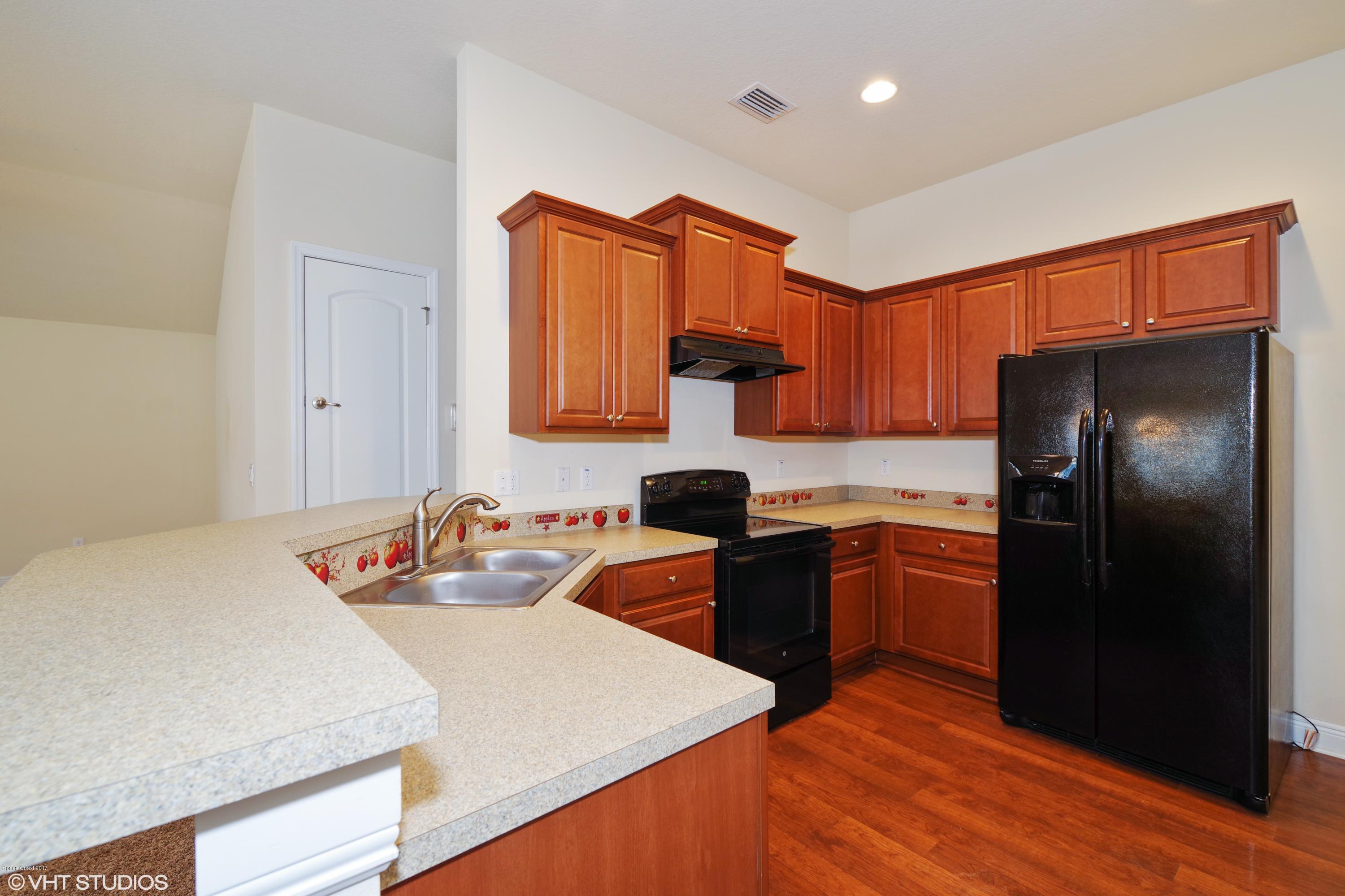 2073 Raleigh Drive Titusville, FL 32780 - Photo 2 of 10 Kitchen