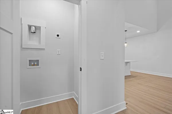 $299,990 | 412 Crestcreek Drive, Anderson, SC 29621