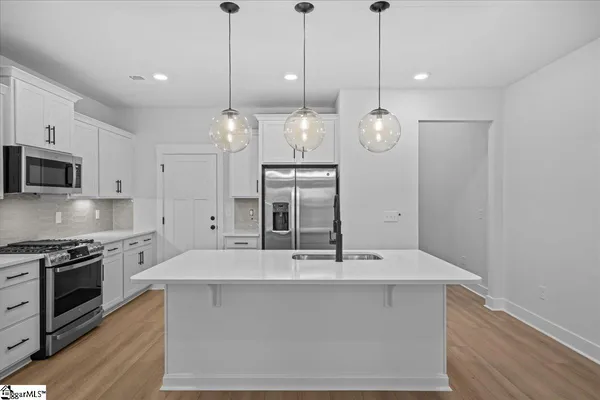 $299,990 | 412 Crestcreek Drive, Anderson, SC 29621