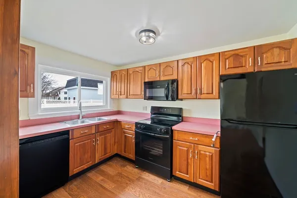 $685,000 | 14 Crescent Road, Weymouth, MA 02191