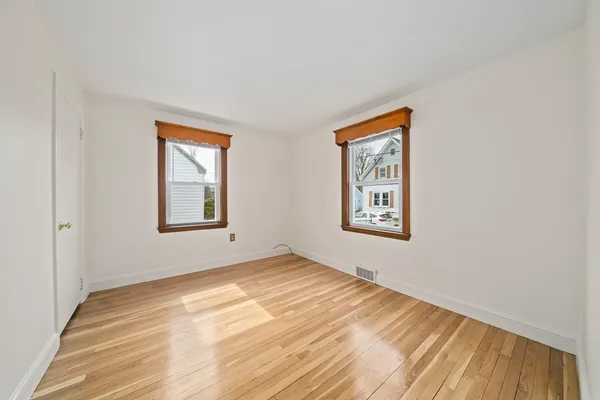 $685,000 | 14 Crescent Road, Weymouth, MA 02191