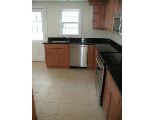 58 Standish Road Wellesley, MA 02481 - Photo 5 of 6